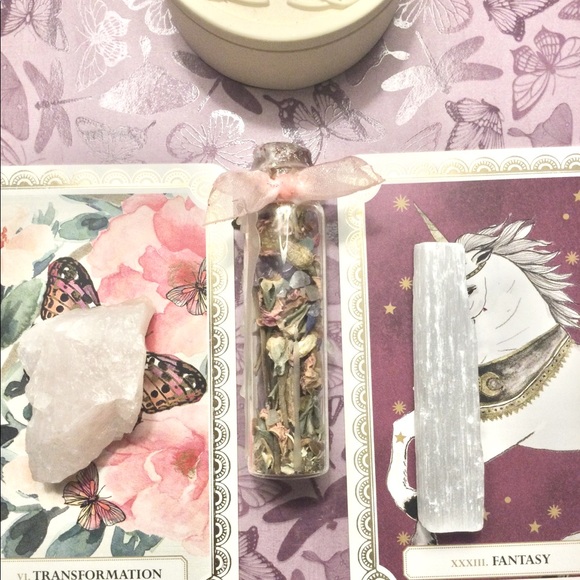 ⭐️SOLD⭐️ Love Spell Jar Set with Natural Rose Quartz and Selenite Wand - Picture 4 of 4